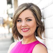 Shannon Pennington's Instagram, Twitter & Facebook