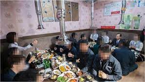 그러다가 아는 피팅모델 언니땜에 란제리모델도 좀 하고 했는데 그러다 보니 흔히 섹시출사라고 하는 출사도. íšŒì‹ ì‚¬ì§„ ë•Œ ì´ë¯¸ ì˜¤ê±°ëˆ ì‚¬í‡´ ì˜ˆê²¬ëœ ì¼ ì´ì—ˆë‚˜ ë…¸ì»·ë‰´ìŠ¤