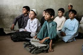 Bei den vereinten nationen vor kurzem veröffentlicht einen bericht, wonach in der ersten hälfte des jahres 2013 die zahl der zivilen opfer um 23% erhöht. Das Leben Als 13 Jahriger In Afghanistan Nrc Fluchtlingshilfe Deutschland