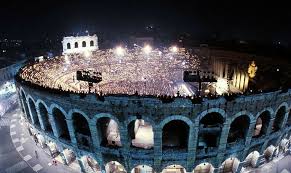 And it represents a must for every tourist in verona. Arena Di Verona Reisen