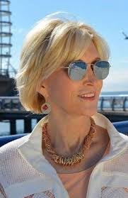 Krista Bunch's Instagram, Twitter & Facebook