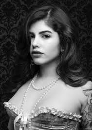 i Photography Studio, 2440 N Glassell St, Orange, CA 92865, US