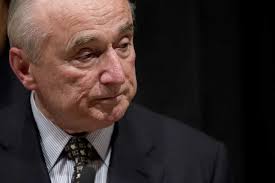 William Bratton To Step Down As New York City Police Commissioner : The  Two-Way : NPR