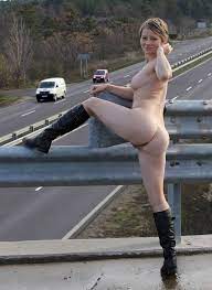 Public booty Porn Pic - EPORNER