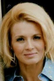 Susan Sennett's Instagram, Twitter & Facebook