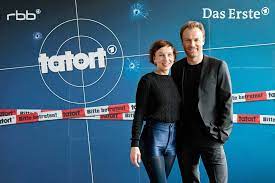 Am deutlichsten wird das bei meret becker, die als kommissarin nina rubin nur noch dienst nach vorschrift schiebt. Meret Becker Verlasst Den Berliner Rbb Tatort Tatort Fundus