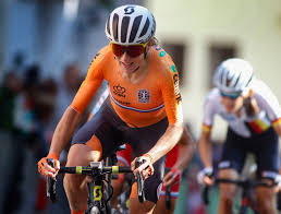 Jun 10, 2021 · annemiek van vleuten will skip la course and the giro d'italia donne this season as she focuses solely on the olympic games in tokyo. Annemiek Van Vleuten Ziet Ook Kansen In De Wegwedstrijd Knwu