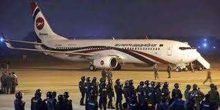 Marshaller merupakan salah satu profesi yang terbilang menantang di dunia penerbangan, lho. Pembajak Pesawat Ditembak Mati Beritajatim Com