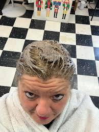 Best way to grow out hair with grey? A little blonde, little brown