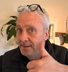 Peter Ekstrom's Instagram, Twitter & Facebook