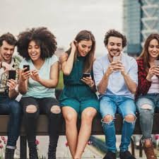 Each apple id can only be tied to one tinder account and one subscription at a time. 15 Insane Things You Didn T Know About Tinder Like They Show You The Hottest People First