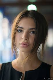 Natural Makeup Emily Ratajkowski Beautiful Face Beauty