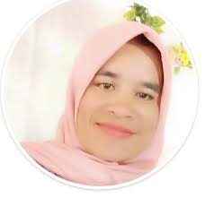 Autumn scenery in Vermont with trees surrounding a barn