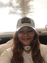 Trina Davidson's Instagram, Twitter & Facebook