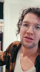 Kirk Franklin Being Carried