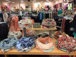 A New Way To Display Infinity Scarves Scarf Display Craft Stalls Craft Market Display