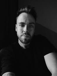 Top Shelf: Das sind die Lieblings-Produkte von Celebrity Hair & Make-up  Artist Benjamin Becher