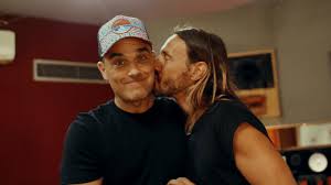 Bob sinclar in diretta su rtl 102.5: Bob Sinclar Releases Soulful Electrico Romantico Ft Robbie Williams Edm Com The Latest Electronic Dance Music News Reviews Artists