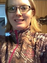 Carolyn Schoch's Instagram, Twitter & Facebook