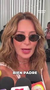 🎁 ¡La pregunta del millón! 👀 #GeraldineBazán revela sus planes navideños  y si incluyen a su ex 🔥 #DespiertaAmerica de lunes a viernes a las 7a/6c  por @univision 📺 #GeraldineBazán #GabrielSoto ...