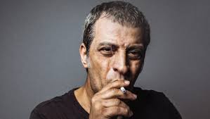 Στο νοσοκομείο ο θέμης αδαμαντίδης μετά τον ξυλοδαρμό που υπέστη σε δρόμο της καλλιθέας από δύο αγνώστους που επέβαιναν σε μηχανή μεγάλου κυβισμού. 8emhs Adamantidhs O Teleytaios Twn Megalwn Anti Star Toy Pentagrammoy