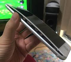 Iphone 8 Plus Allegedly Splits Open While Charging Apple Looking Into Reports Iphone 8 Plus Iphone Iphone 8