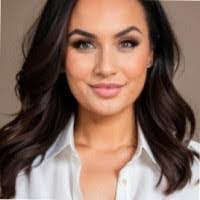 Melissa Currier's Instagram, Twitter & Facebook