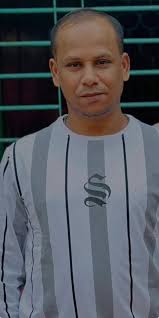 Hi there! I was wondering if anyone is able to create a photo of my dad,  brother and I? He passed away before I could meet him. I never knew what  happened