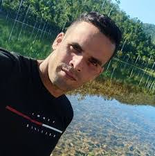 Alvaro Bencomo's Instagram, Twitter & Facebook