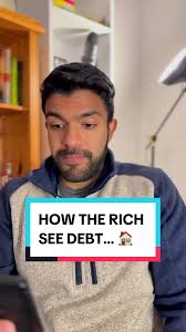 Aaron Menon, CFP 🇨🇦 (@aarontheadvisor.cfp)