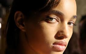 Oleassence vous propose des solutions naturelles et biologiques pour prendre soin de votre visage. L Eau De La Douche Abime T Elle Notre Peau Identite