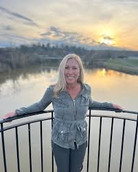 Marjorie Taylor Greene - Free pics, galleries & more at Babepedia