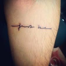 ¿buscas ideas para un tatuajes con letras?, aquí tienes donde inspirarte. Tatuajes Letra Cursiva Pequenos