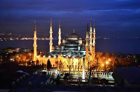 Um sie gegen erdbeben zu sichern wurde sie auf einem. Blaue Moschee In Istanbul Grosste Restaurierung In 400 Jahren Nex24 News