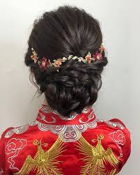 Like many other nations across the globe, haircuts. Chinese Traditional Makeup And Hairstyle By Mod 21 Bridestory Com