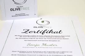 Grundsätzlich hast du die möglichkeit, die patenschaft jederzeit zu beenden, eine einfache nachricht an uns genügt. Patenschaft Olivenbaum Plus 5 Liter Olivenol Das Schonste Geschenk