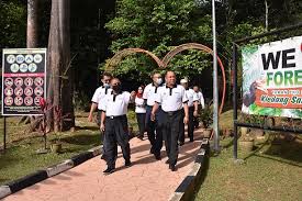 Konuklar, 9 km uzaklıktaki ipoh şehir merkezine gidebilirler. Menteri Besar Officiates Perak State Level 100 Million Tree Planting Campaign 28 December 2020
