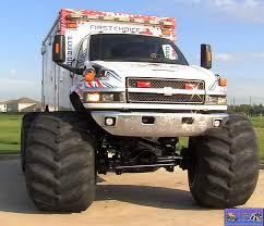 Whambulance Monster Truck Ambulance If I Ever Have To Ride In A Ambulance I Want It To Be A Monster Truck Version Monster Trucks Trucks Rescue Vehicles