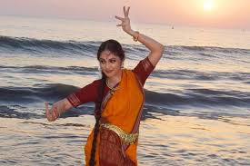 Gracy singh on wn network delivers the latest videos and editable pages for news & events, including entertainment, music, sports, science and more, sign up and share your playlists. On International Dance Day Actress Gracy Singh Shares Memories Of Dancing On The Beach