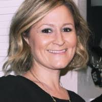 6000+ "Danielle De" profiles