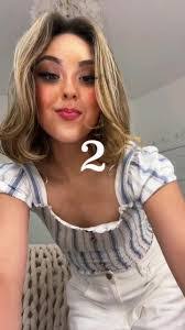 Sarah Nesbit's Instagram, Twitter & Facebook