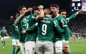 Palmeiras faz aniversário e revive decisão histórica no mesmo dia de duelo com o Santos