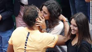 Рафаэль надаль (rafael nadal) родился 3 июня 1986 года в испанском манакоре (мальорка). Rafael Nadal Engaged To Girlfriend Of 14 Years Mery Perello Cnn