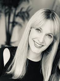 Dawn Yager's Instagram, Twitter & Facebook