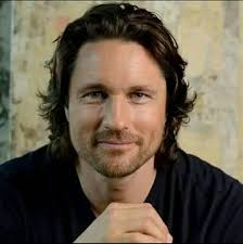 Martin Henderson