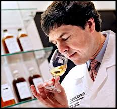 Miss Whisky Dr Bill Lumsden