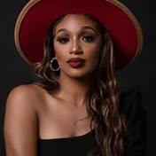 Leo Ennis's Instagram, Twitter & Facebook