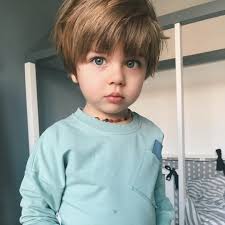Ana Claudia Adli Kullanicinin Bebe Panosundaki Pin Bebek Saclari Oglan Cocugu Sac Modelleri Kucuk Cocuk Sac Modelleri