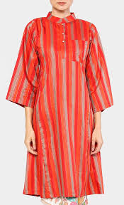Potongan tersebut merujuk kepada cara jahitan pada leher 11 the baju itself does not have the cekak musang collar or any placket. Baju Kurung Riau Pahang Top In Red Fashionvalet