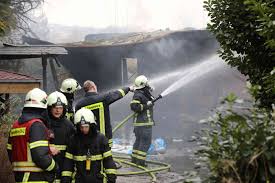 Hier gibt es aktuell keine neuigkeiten, daher siehst du meldungen aus der umgebung. Grosseinsatz Der Feuerwehr In Wuppertal Cronenberg